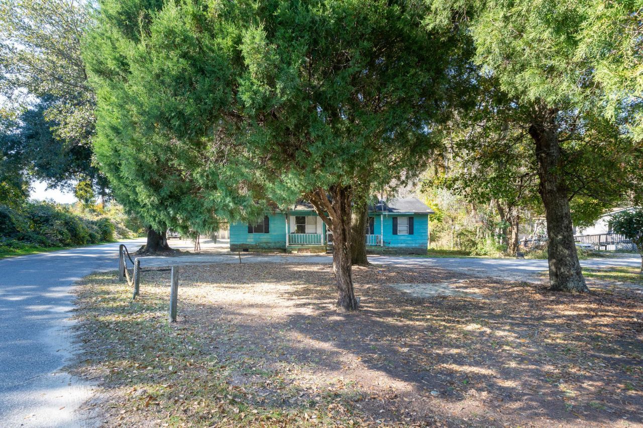 130 Dewees Lane Photo 4