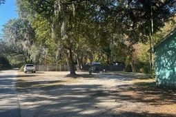 130 Dewees Lane photo 4