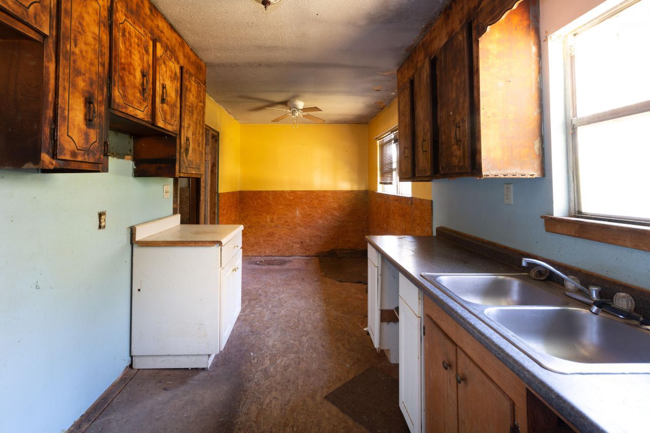 130 Dewees Lane Photo 8