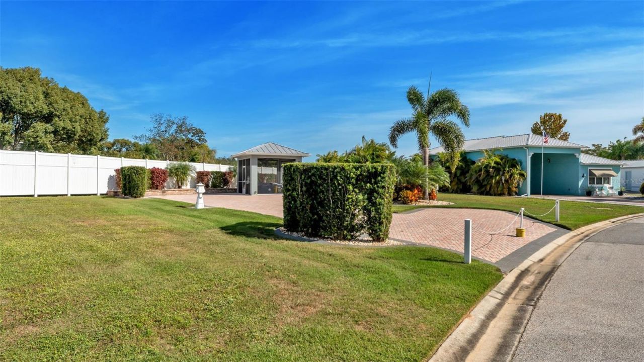 2947 Wood Duck Drive, Polk City, FL 33868 Photo