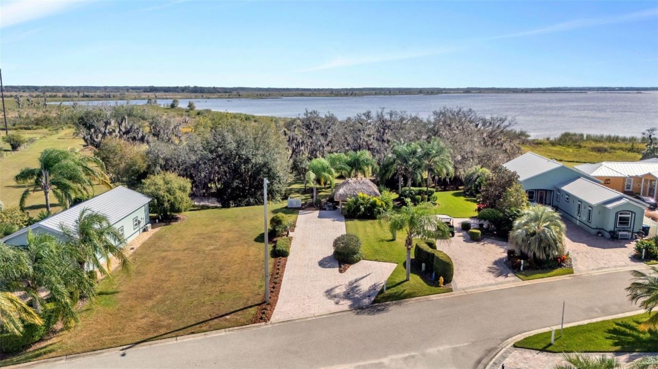 3312 Fish Hawk Drive, Polk City, FL 33868 Photo
