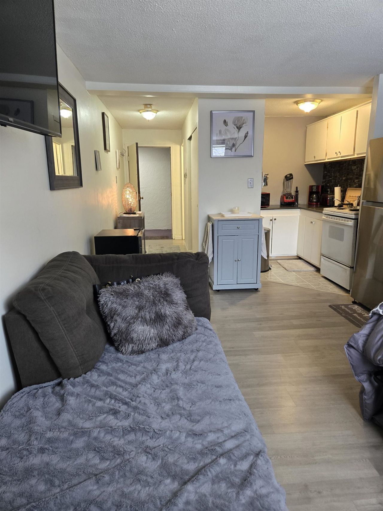 2 Silvestri Circle Derry, NH 03038