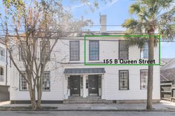 155 Queen Street photo 4