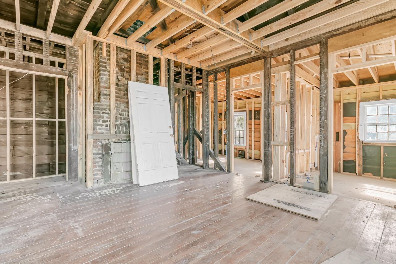 155 Queen Street Photo 7