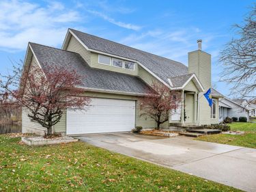 1792 Forest Lake Drive SE, Grand Rapids, MI 49546