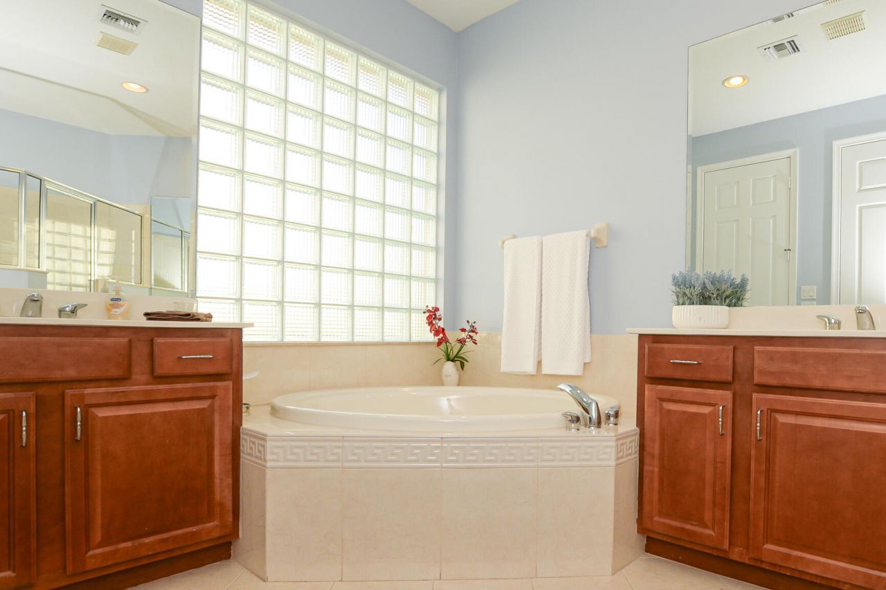 8813 Champions Way, Port Saint Lucie, FL 34986 Photo