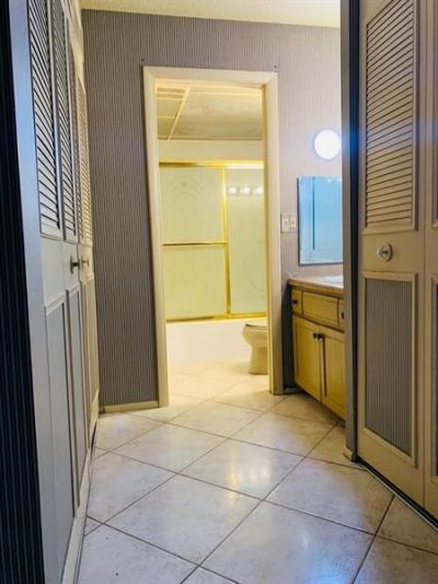 3660 Inverrary Drive, Unit 3F, Lauderhill, FL 33319 Photo