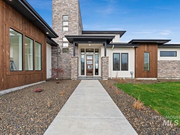 993 S Waning Ln, Eagle, ID 83616