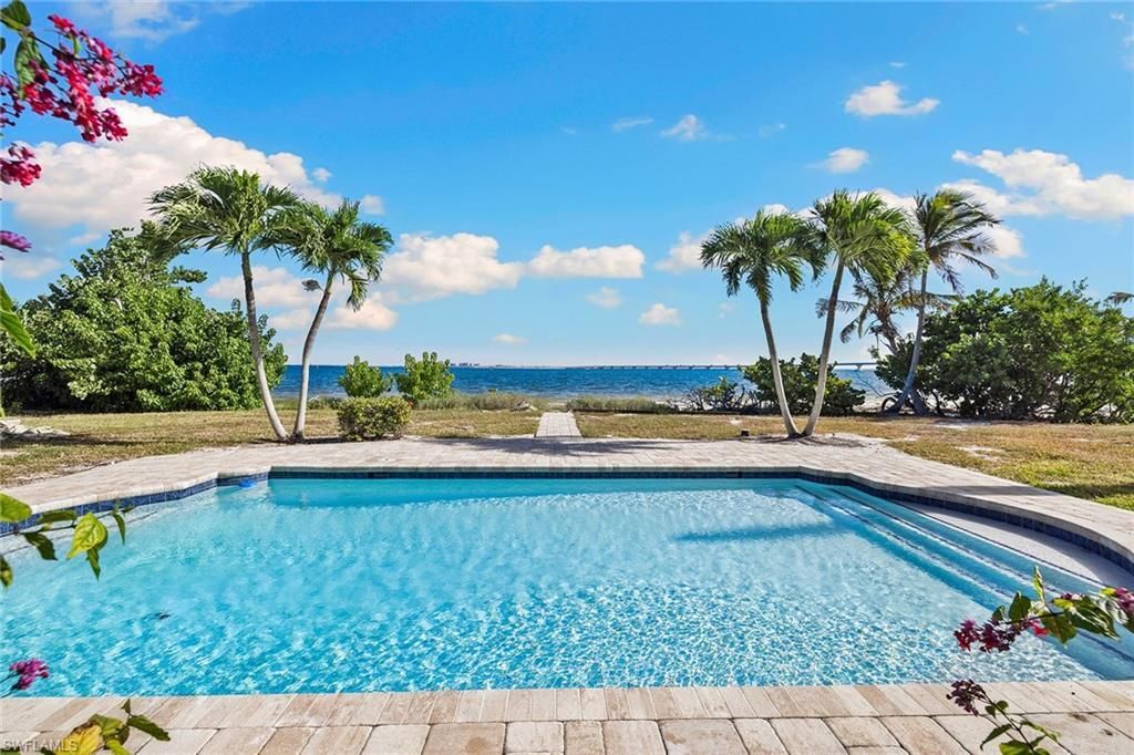 1069 Bird Ln, Sanibel, FL 33957 Photo