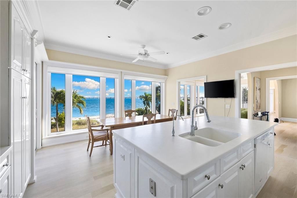 1069 Bird Ln, Sanibel, FL 33957 Photo