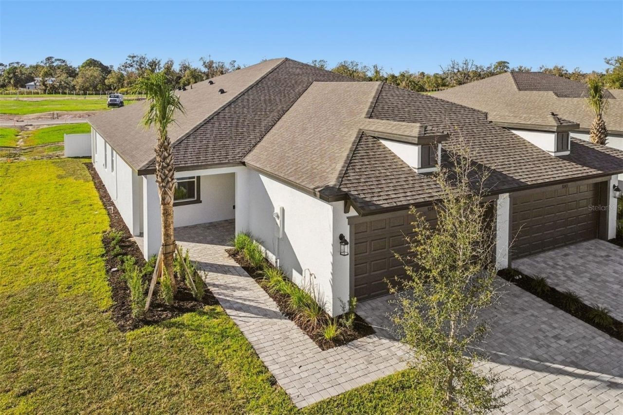 9241 Optimist Way, Palmetto, FL 34221 Main Photo