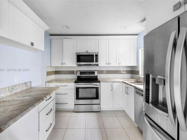 2741 S Carambola Cir S, Unit 1916, Coconut Creek, FL 33066