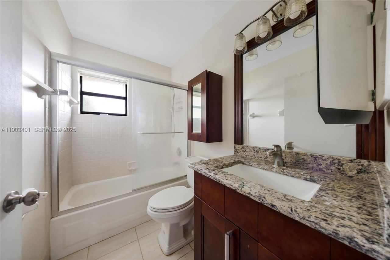 2741 S Carambola Cir S, Unit 1916, Coconut Creek, FL 33066 Photo