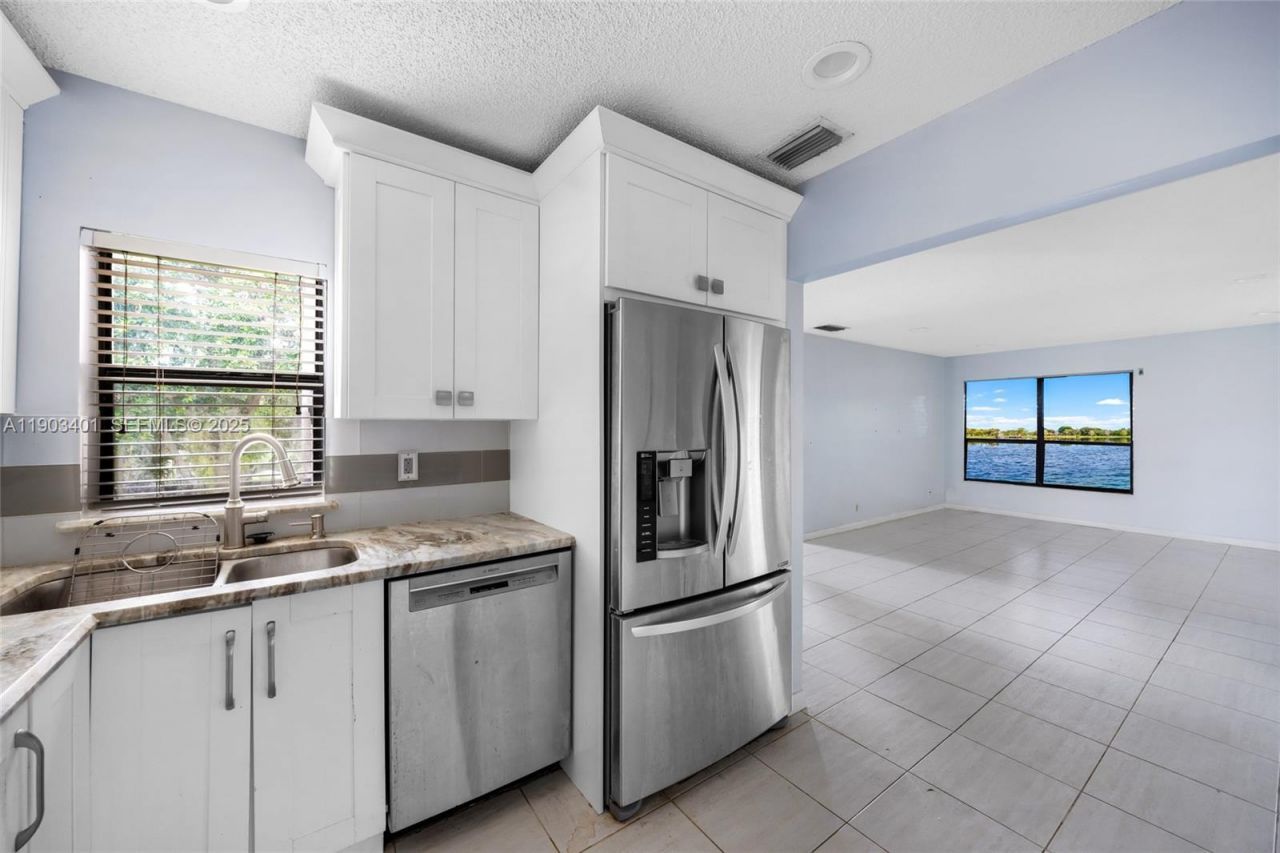 2741 S Carambola Cir S, Unit 1916, Coconut Creek, FL 33066 Photo