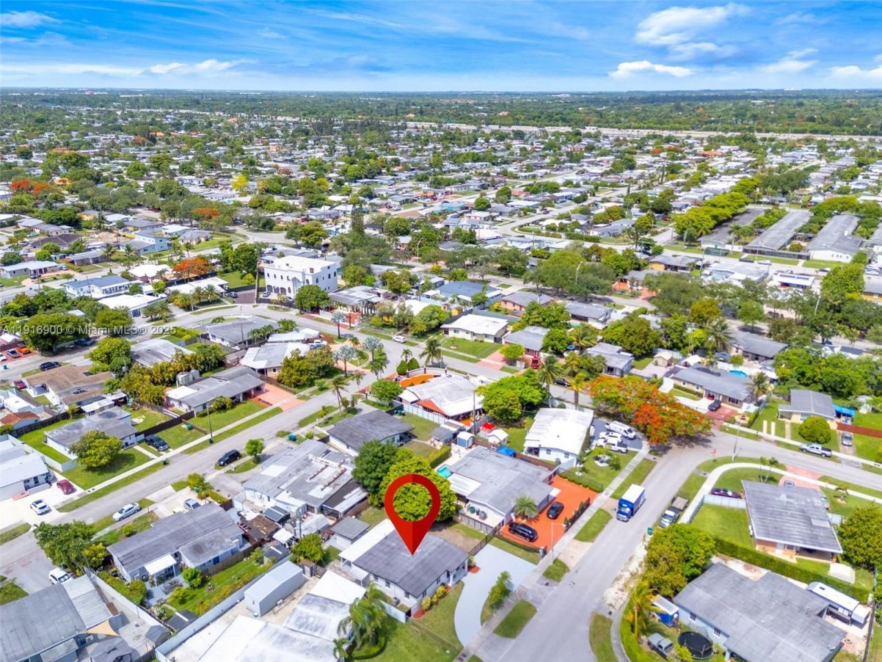 11030 SW 42 St, Miami, FL 33165 Photo