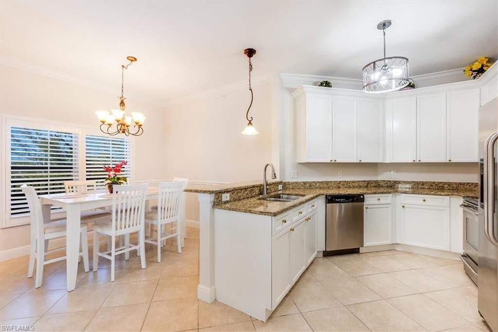 10060 Lake Cove Dr, Unit 202, Fort Myers, FL 33908 Photo