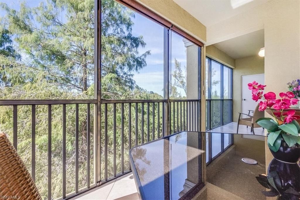 10060 Lake Cove Dr, Unit 202, Fort Myers, FL 33908 Photo