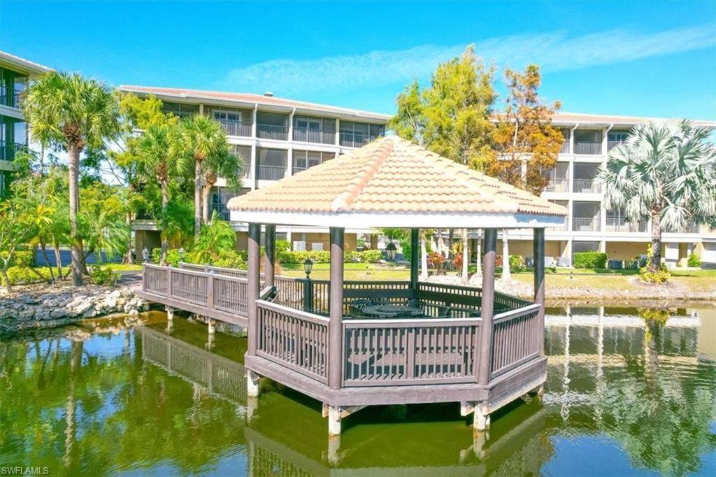 10060 Lake Cove Dr, Unit 202, Fort Myers, FL 33908 Photo