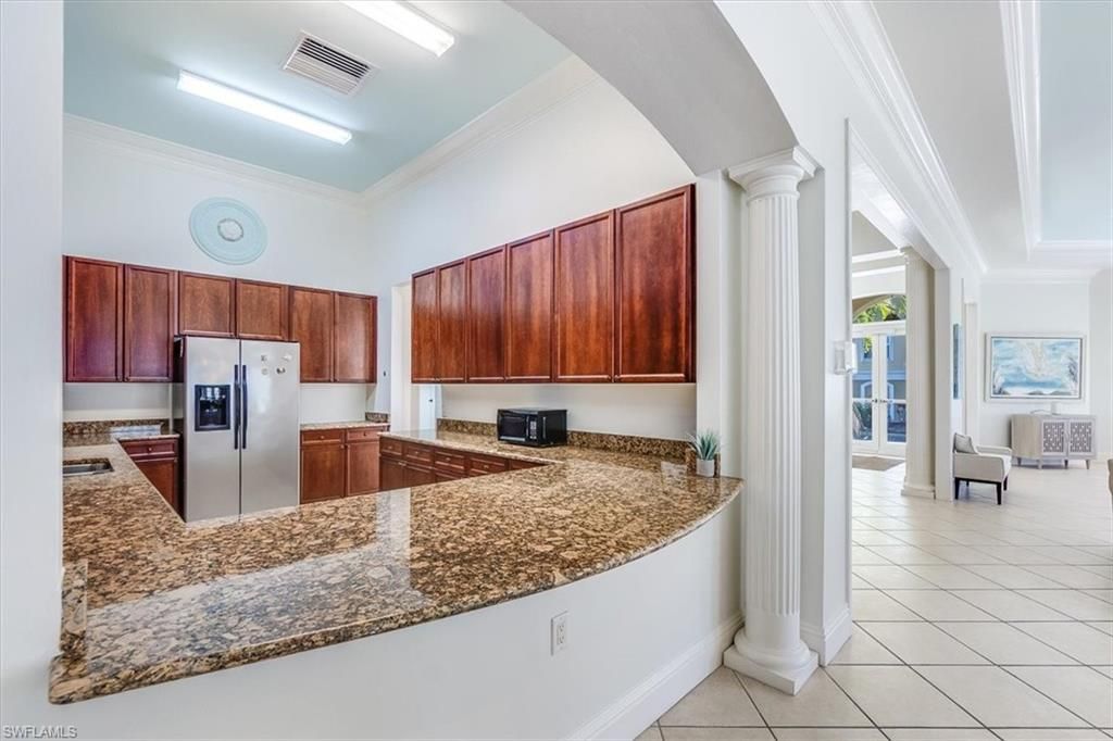 10060 Lake Cove Dr, Unit 202, Fort Myers, FL 33908 Photo