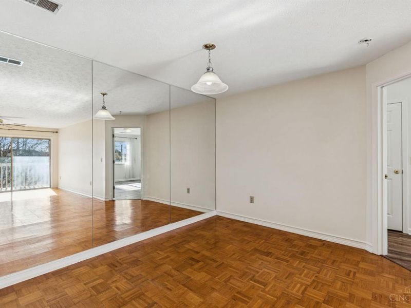 710 Carrington Place, Unit 207, Loveland, OH 45140 Photo 9