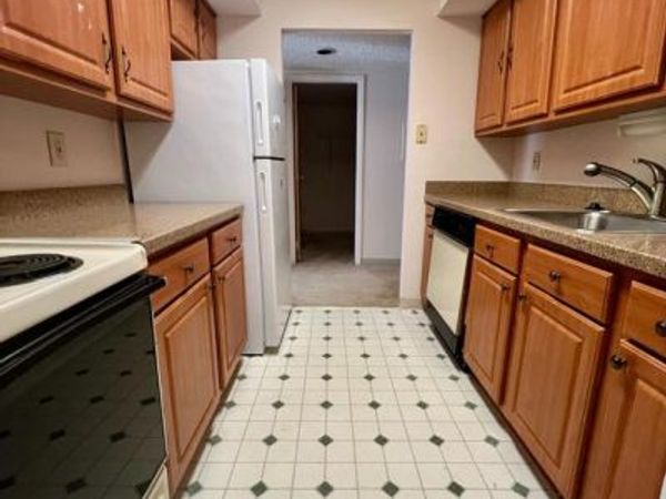 800 AVONDALE ROAD, Unit I2-O, WALLINGFORD, PA 19086