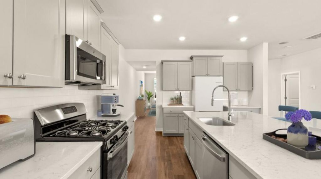 120 Sea Oats Street Photo 6