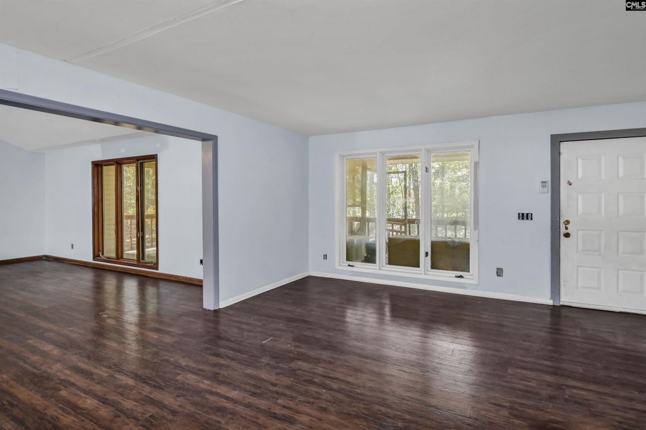 331 Langford Road Photo 13