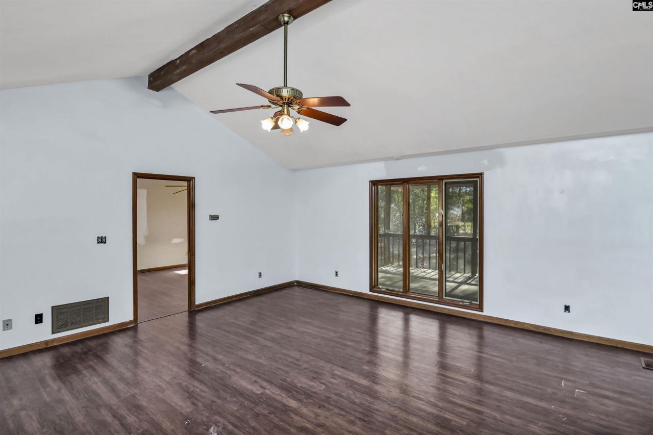 331 Langford Road Photo 15