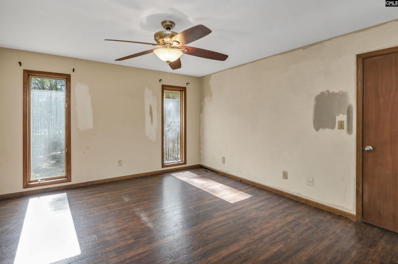 331 Langford Road Photo 18