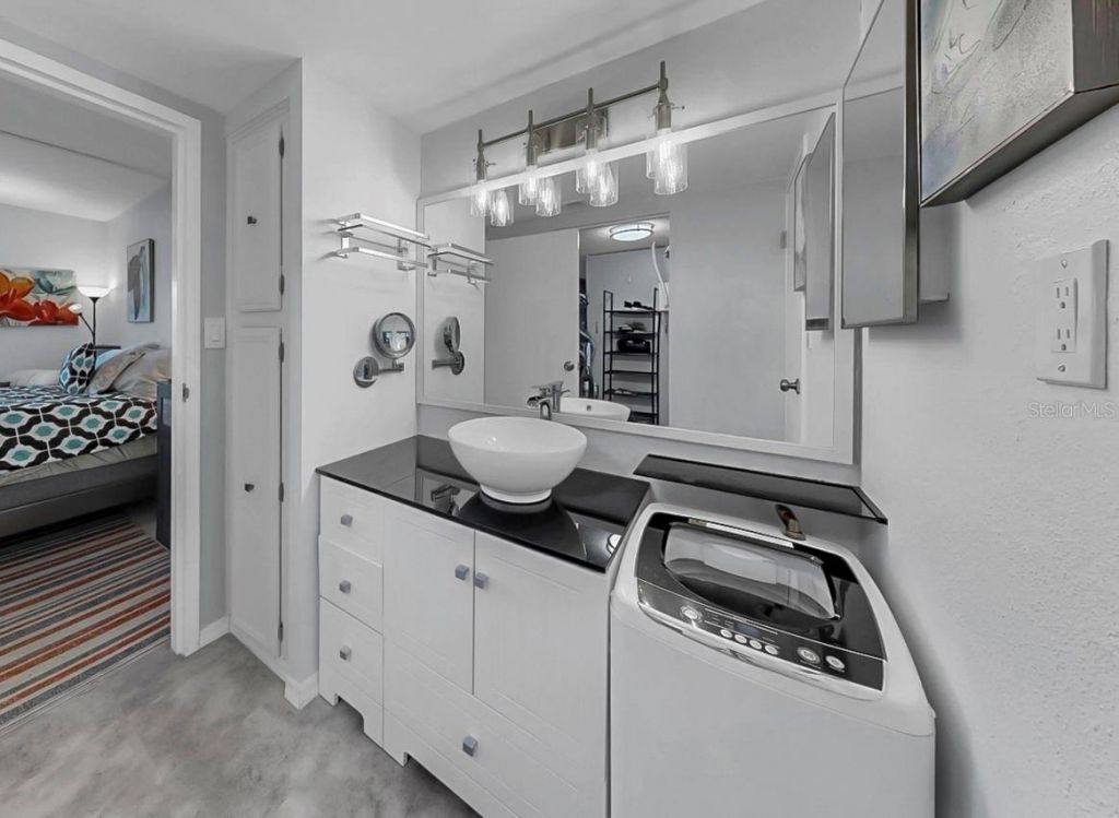 7321 Central Avenue, Unit 307, Saint Petersburg, FL 33710 Photo