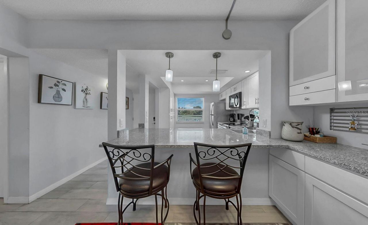 7321 Central Avenue, Unit 307, Saint Petersburg, FL 33710 Photo