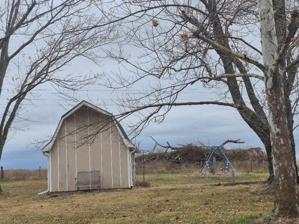 805 Lake Viking Terrace, Altamont, MO 64620