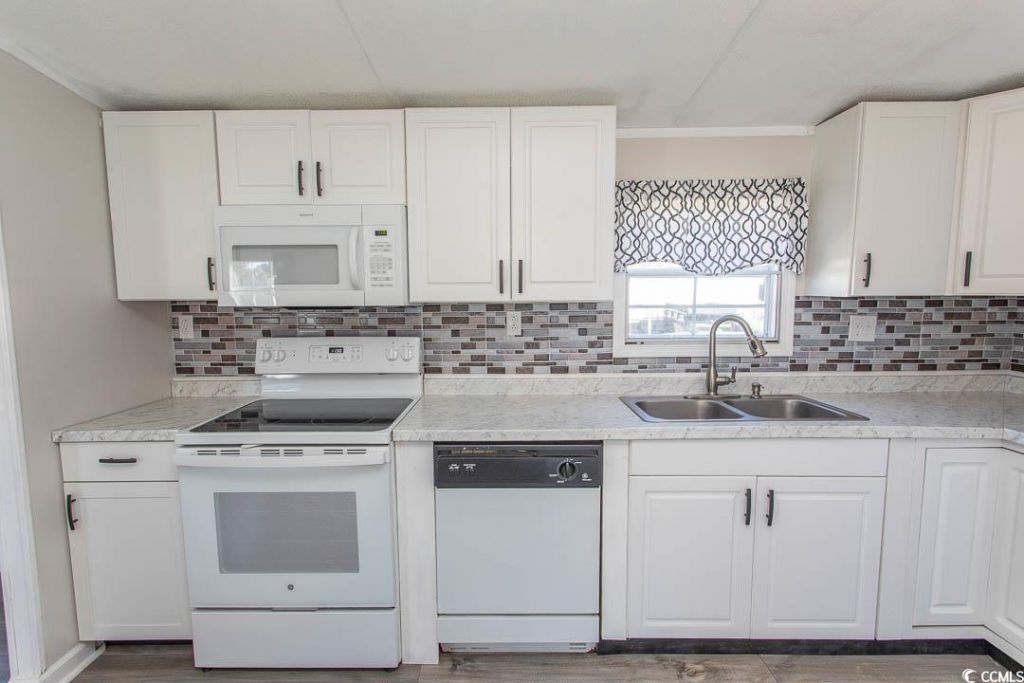 1013 Conway Plantation Dr. Photo 10