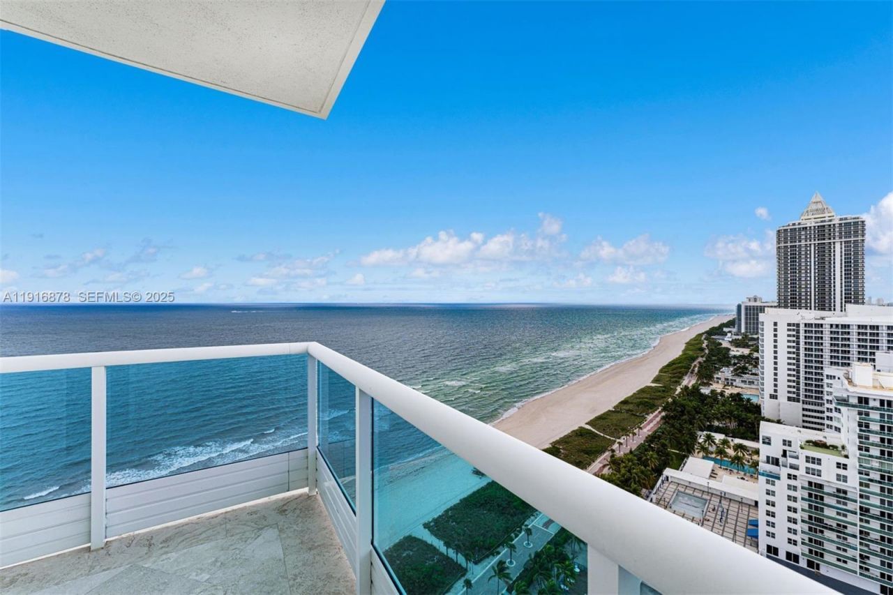 5025 Collins Ave, Unit PH-1, Miami Beach, FL 33140 Photo