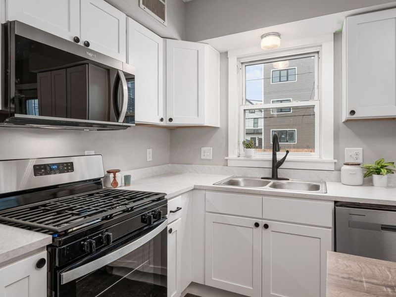 348-350 E Moler Street, Columbus, OH 43207 Photo 12