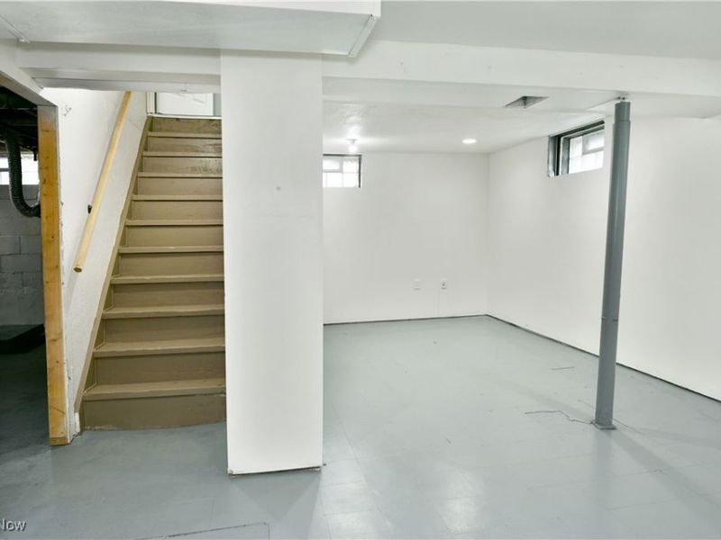 1810 Northfield Avenue NW, Warren, OH 44485 Photo 30