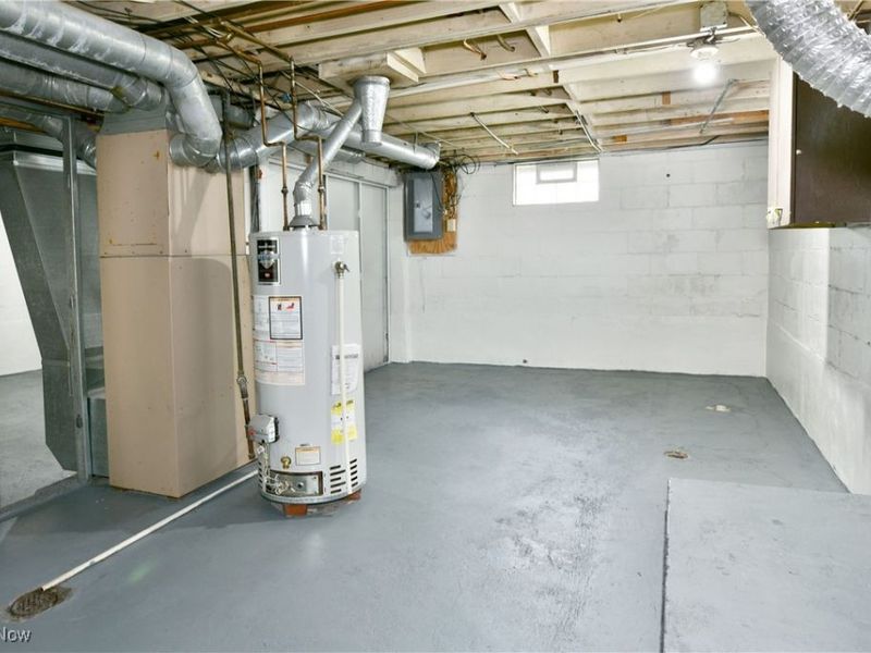 1810 Northfield Avenue NW, Warren, OH 44485 Photo 34