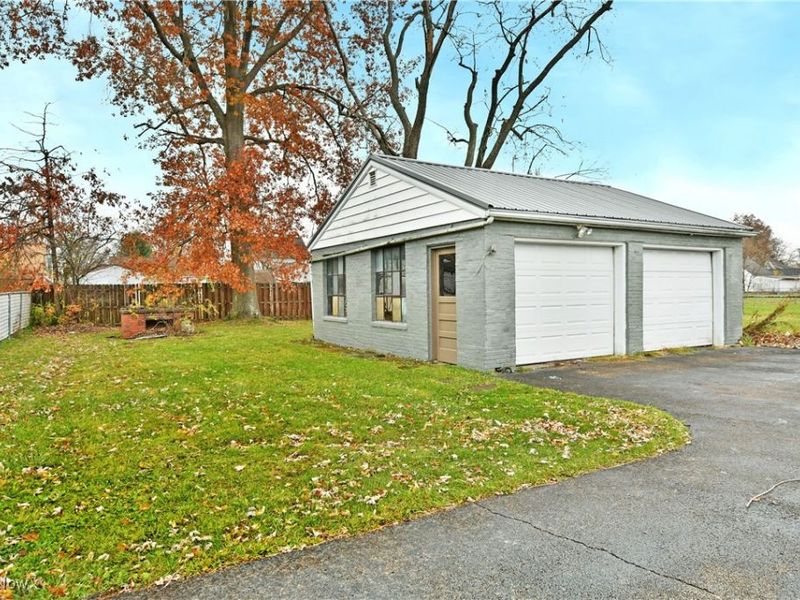 1810 Northfield Avenue NW, Warren, OH 44485 Photo 38
