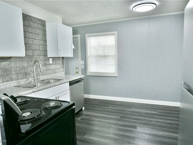 1810 Northfield Avenue NW, Warren, OH 44485 Photo 8