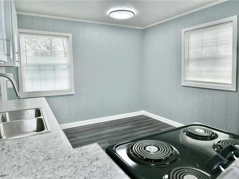 1810 Northfield Avenue NW, Warren, OH 44485 Photo 9