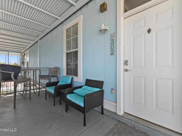 699 Dunbar Avenue, Bay Saint Louis, MS 39520