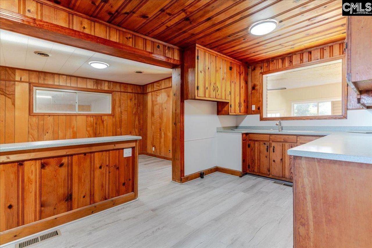 6100 Springfield Road  Photo 19