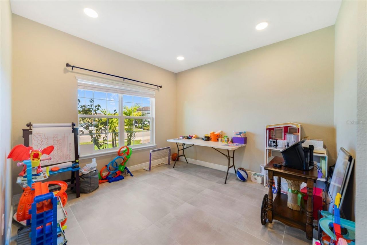 1970 Standing Rock Circle, Oakland, FL 34787 Photo