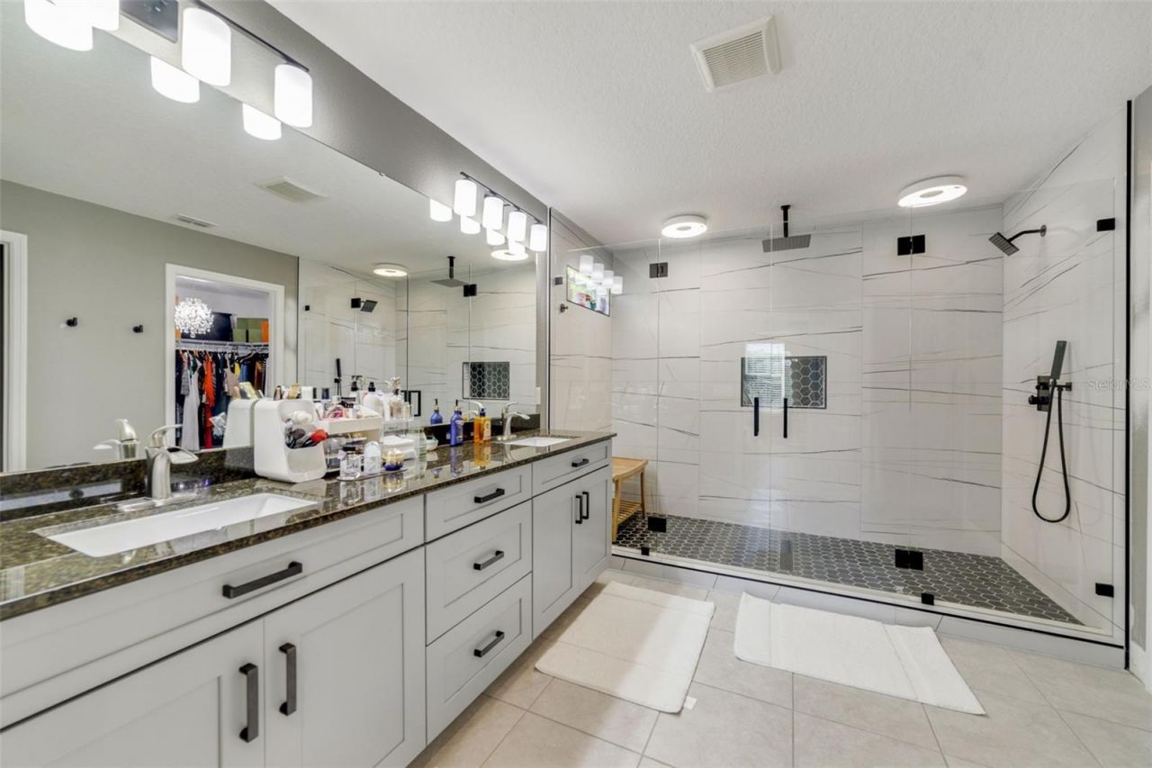 1970 Standing Rock Circle, Oakland, FL 34787 Photo