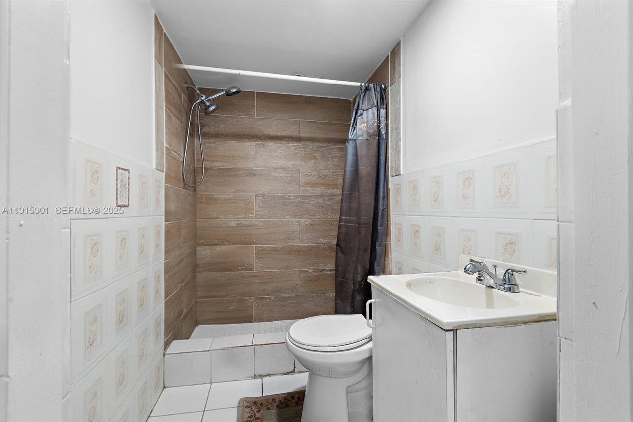 2601 Acapulco Dr, Miramar, FL 33023 Photo