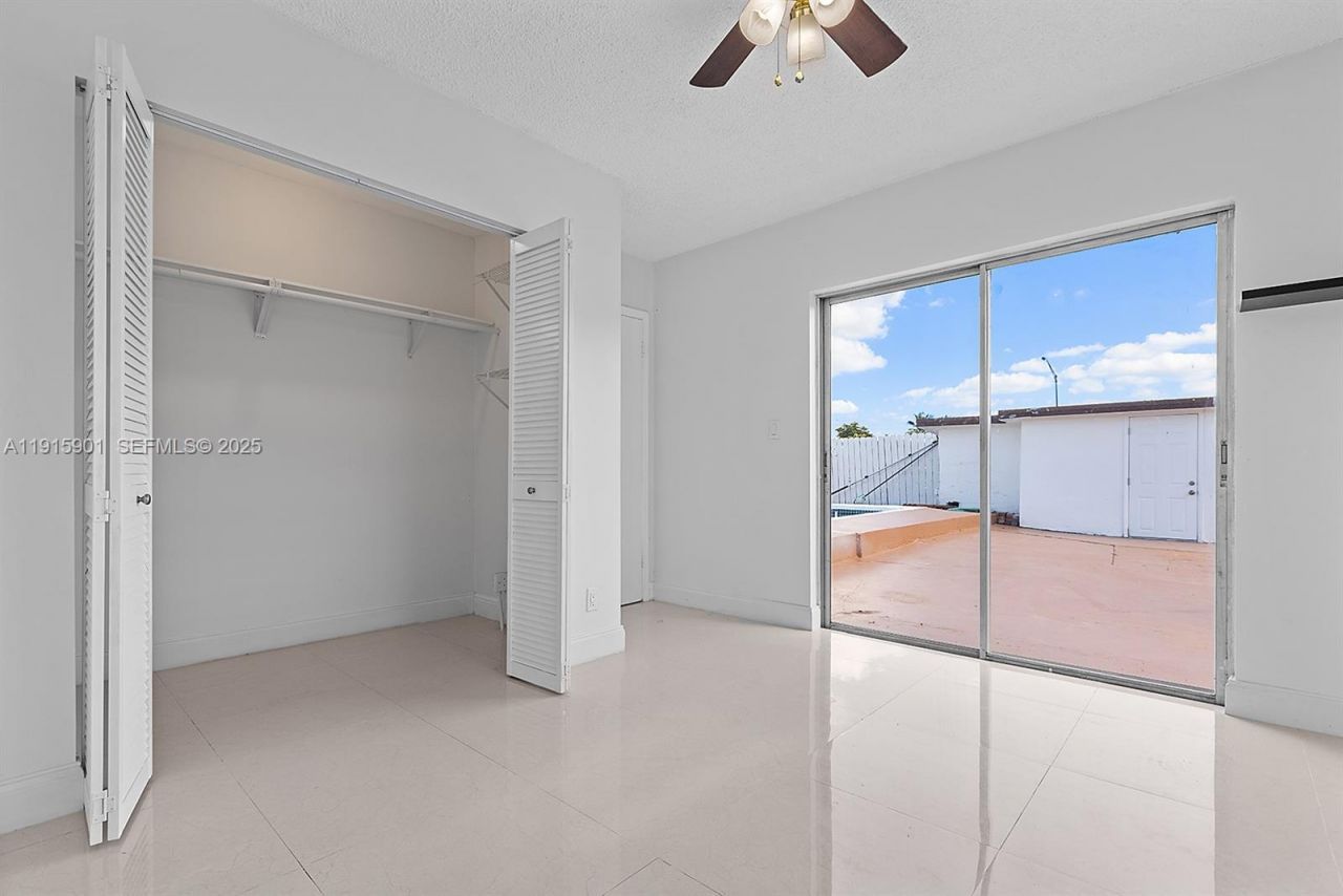 2601 Acapulco Dr, Miramar, FL 33023 Photo