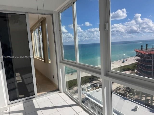 5401 Collins Ave, Unit 1512, Miami Beach, FL 33140 Photo