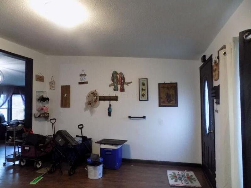 225 Pleasant Lee Drive, Heath, OH 43056 Photo 2