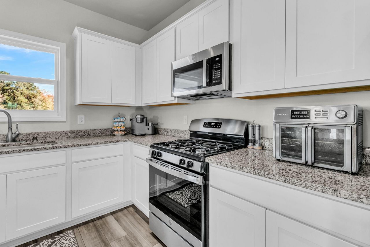 100 Clydesdale Circle Photo 13