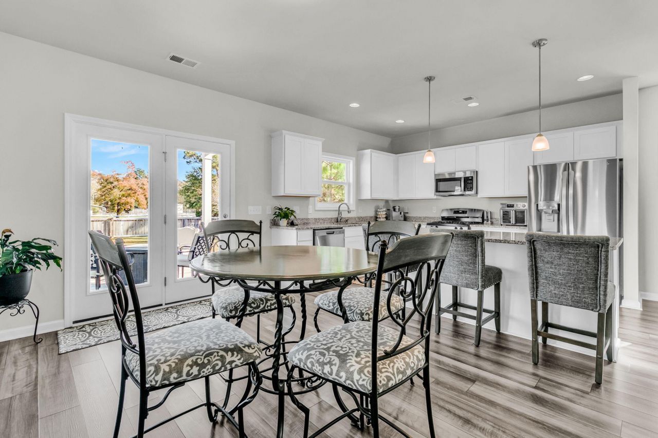 100 Clydesdale Circle Photo 19